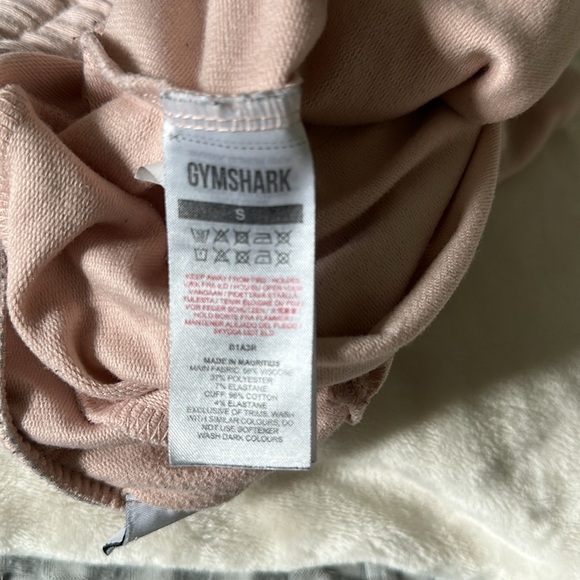 Gymshark Blush Pink Joggers - Picture 9 of 10